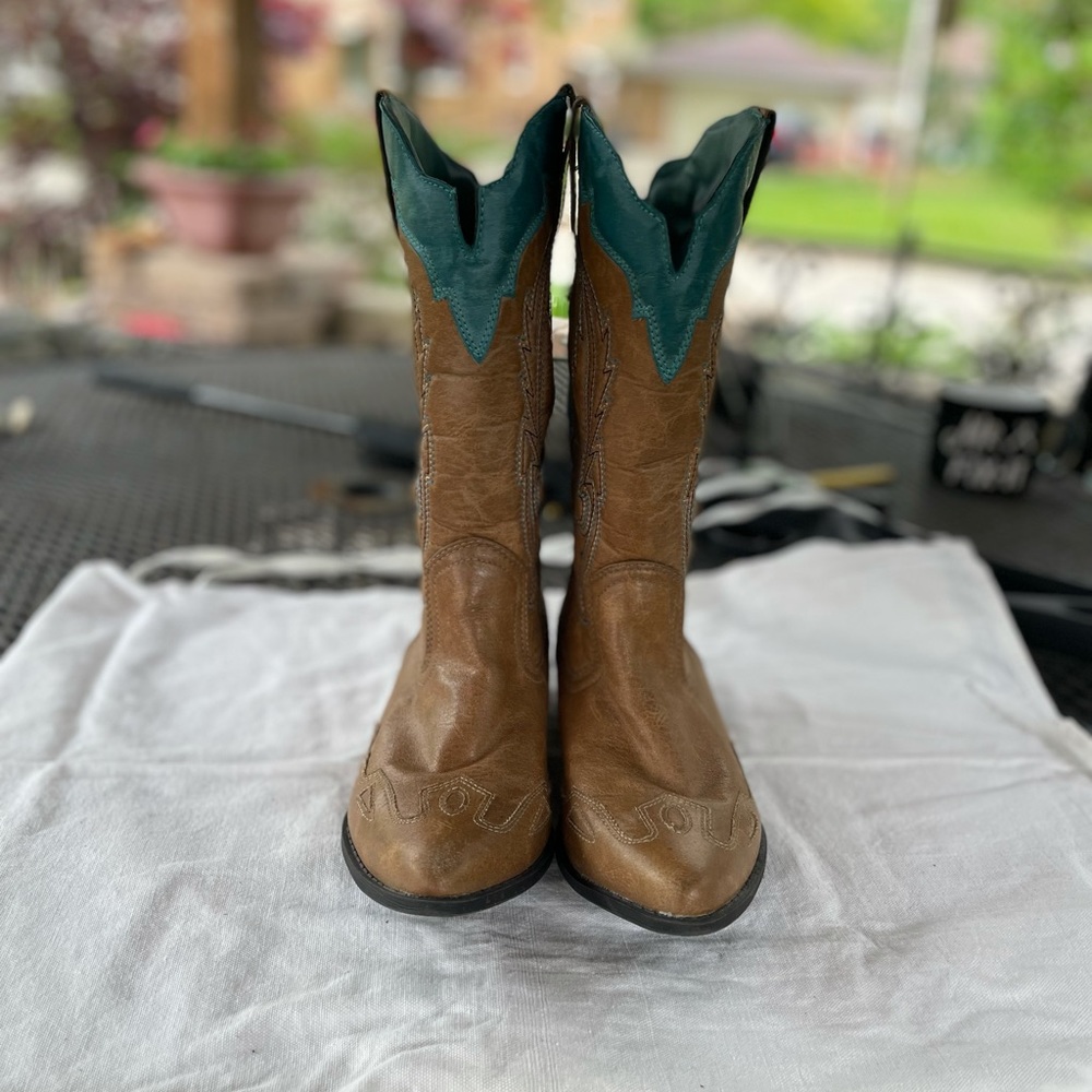 Coconuts by Matisse Tan and Teal Heeled Boots - Picture 2 of 13